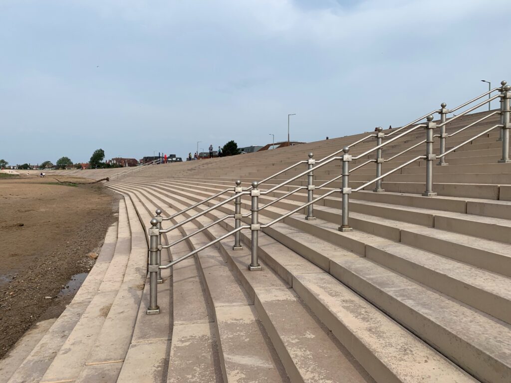 Staircases with safety bannisters